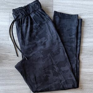 lululemon Keep Moving Pants 7/8 High-Rise